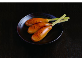 小物 Itami 金具取り付けて完成〜 明日から順次販売していきます。 #厚い革1