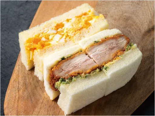 空港でラグジュアリーホテルの味を。 手作りパンやスイーツ、こだわりのレストランメニューをご用意。