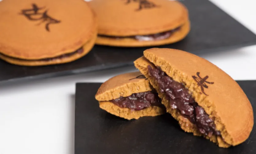 古今東西 COCON TOZAI 黒糖どらやき.jpg