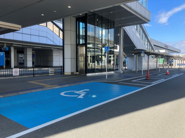 障がい者等専用スペース（計程車招呼站內）